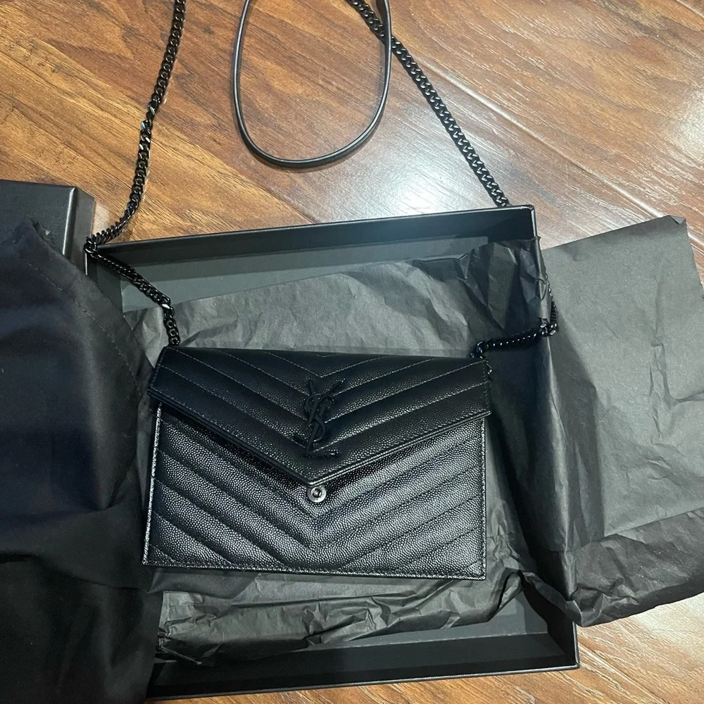 Selling YSL Handbag - Picture 3 of 4
